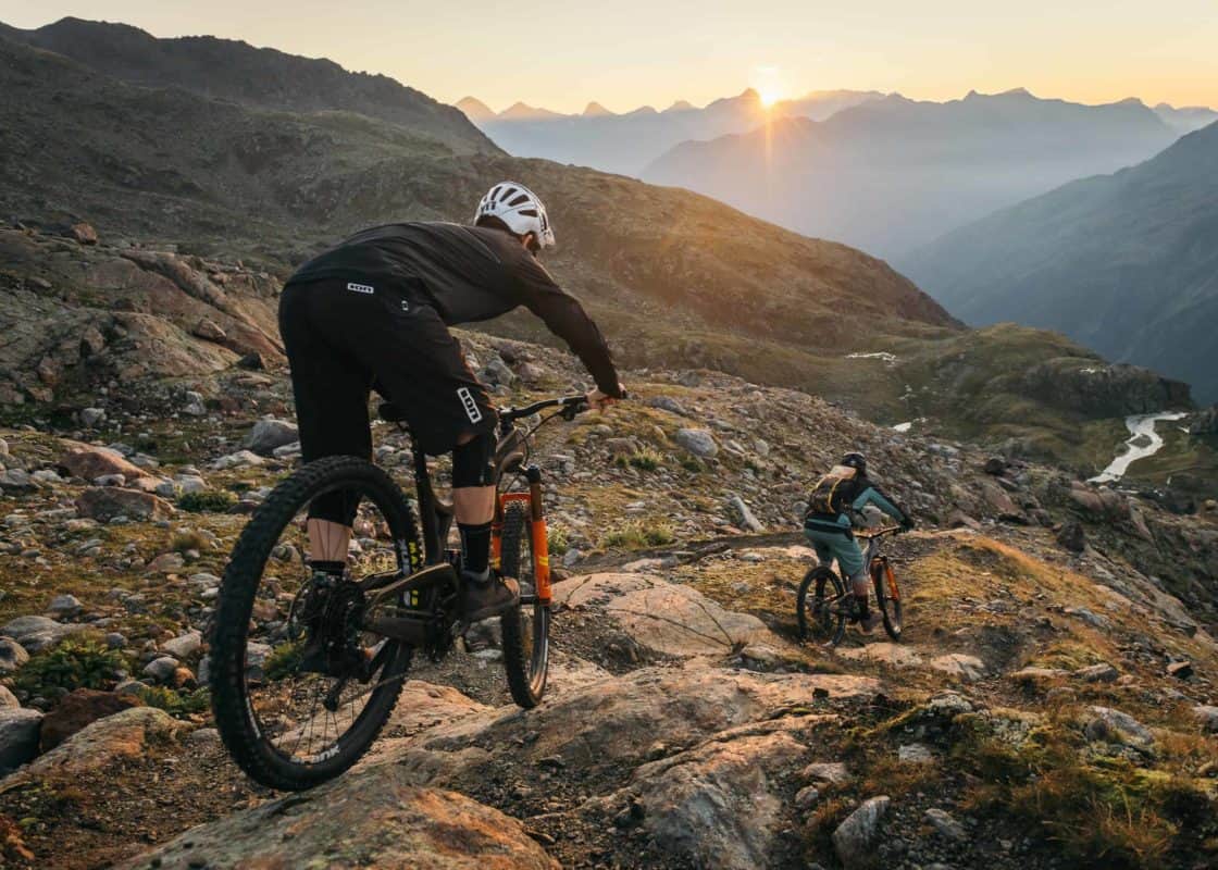 Radfahren im Ötztal in Tirol Mountainbike, Rennrad & EBike